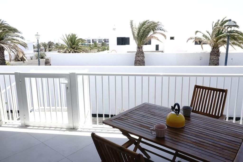 Calma House Lejlighed Costa Teguise Eksteriør billede